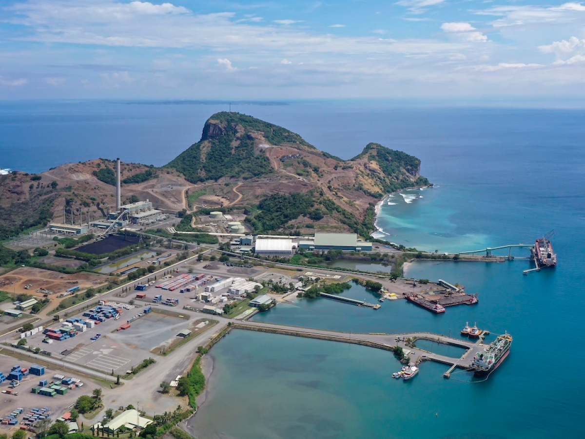 Fasilitas port di Benete dengan infrastruktur yang lengkap dan tertata rapi